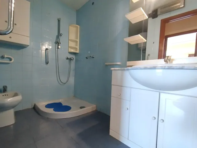Se vende piso en el centro de gandía — 28