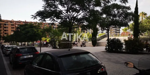 LOCAL COMERCIAL EN ALQUILER CON SALIDA DE HUMOS. - foto 4