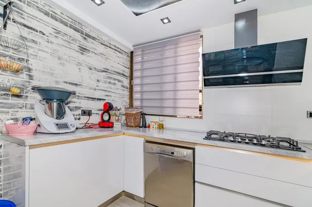 Espléndida Casa en Vega de Granada, ¡Listo para Entrar a Vivir por solo €199.990! — 15