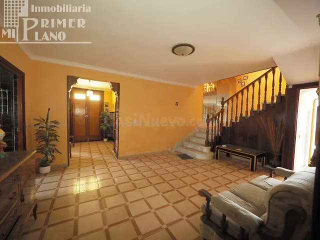 Casa divida en 2 viviendas por planta para reformar por call