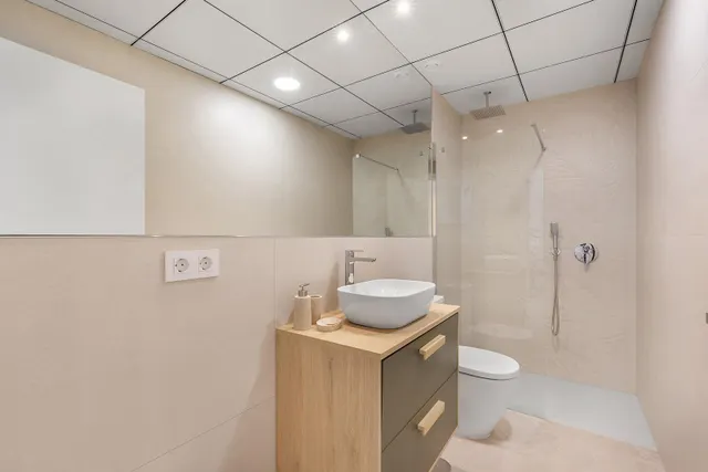 Complejo residencial de nueva construcción cerca de Serena Golf y el Mar Menor en Los Alcázares — 29