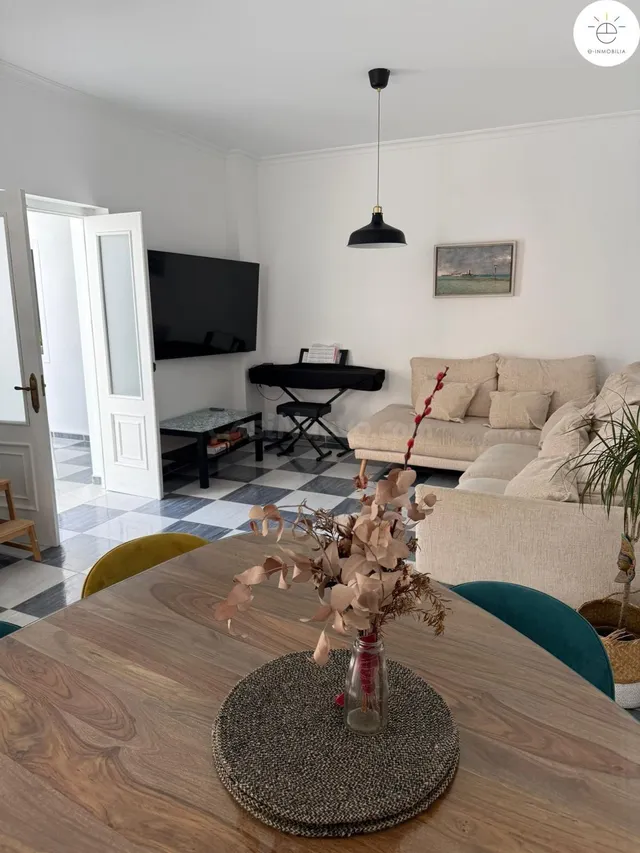 ZONA TORRE TAVIRA - CÁDIZ - ¡PISO MUY LUMINOSO, REFORMADO CON 2 DORMITORIOS! — 3