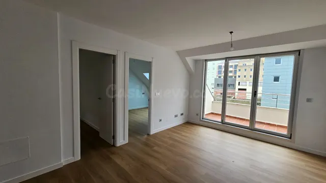 En venta ático en Malpica de Bergantiños, A Coruña - foto 3