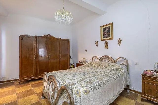 CASA CON TERRENO EN DURCAL — 9