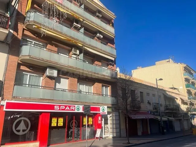 Piso con terrazas en zona céntrica de Torredembarra – Sin po - foto 2