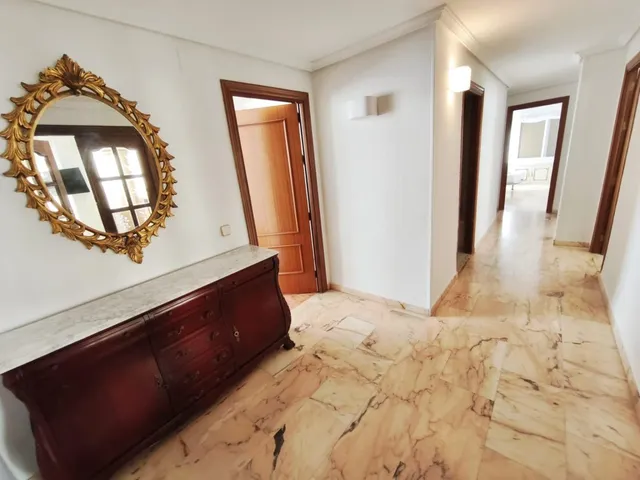 Espectacular vivienda junto Iglesia de La Magdalena, lista para entrar!!! — 33
