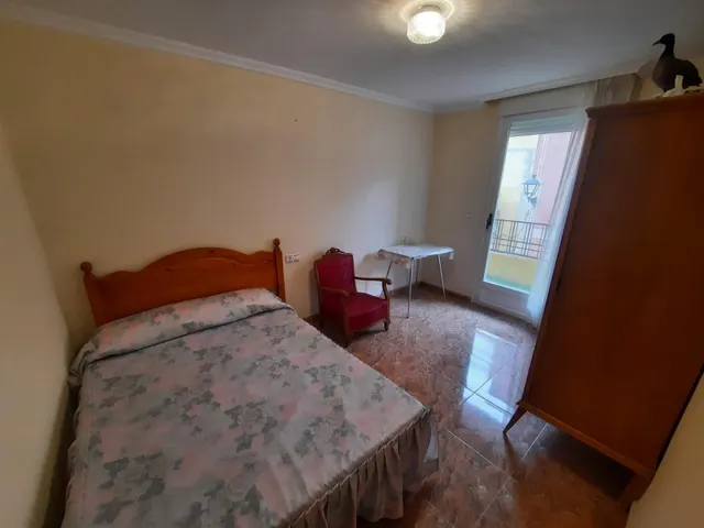 VIVIENDA DE 4 DORMITORIOS EN CAUDETE — 10