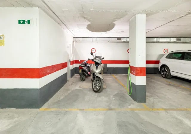 PISO EN EL ZAIDÍN. — 25