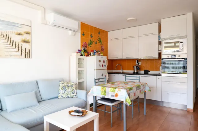 Atractivo apartamento en una ubicación céntrica de Playa del Inglés – con vistas a la piscina — 11