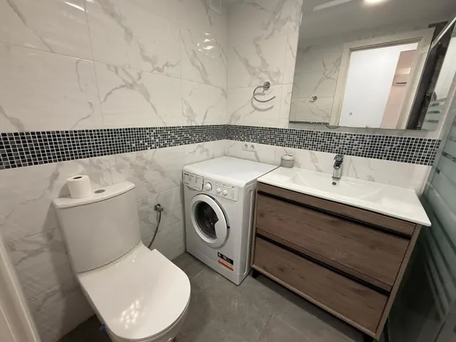 Apartamento 2 habitaciones 57m² en venta - Estacion de autobuses — 12