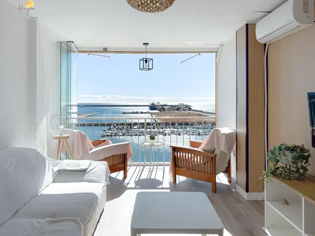 ATICO DE 2 DORMITORIOS CON VISTAS AL MAR EN TORREVIEJA ( ACE