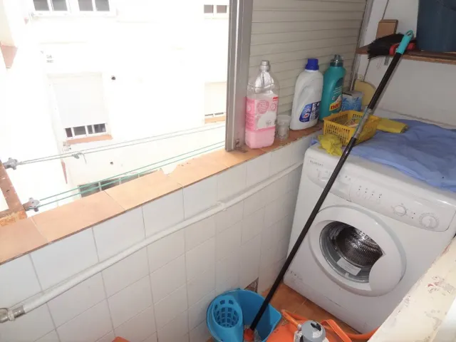 ESTUPENDO PISO DE ESTUDIANTES. — 11