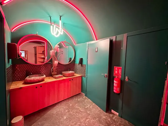 Restaurante 200m² en venta - Marbella — 14