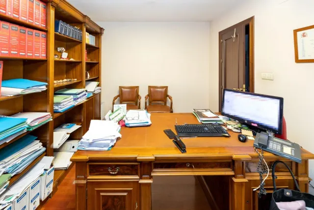 Magnífica oficina en venta — 20