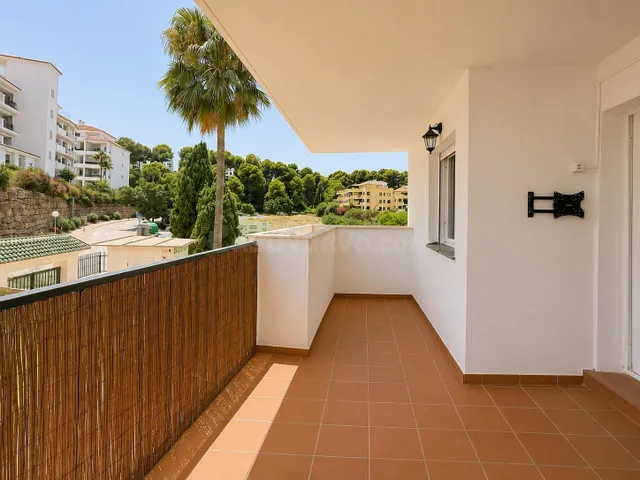 Piso de 3 dormitorios en venta a tan solo 200 m de la playa - foto 5