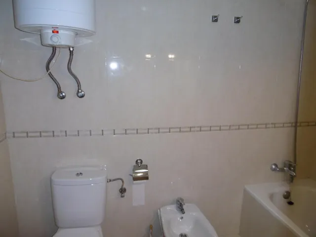 PISO AMUEBLADO CON TRASTERO — 10