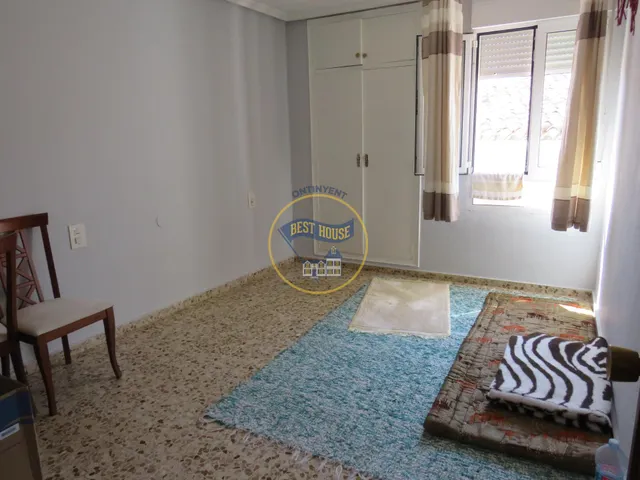 AMPLIO PISO EN EL CENTRO CON ASCENSOR Y TRASTERO EN ONTINYENT (VALENCIA) — 12