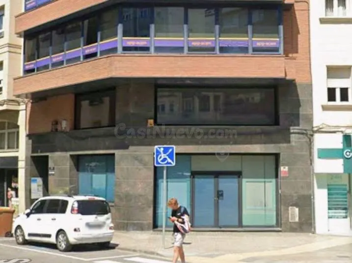 LOCAL / OFICINA | Tres plantas para desarrollar tu proyecto en Lleida