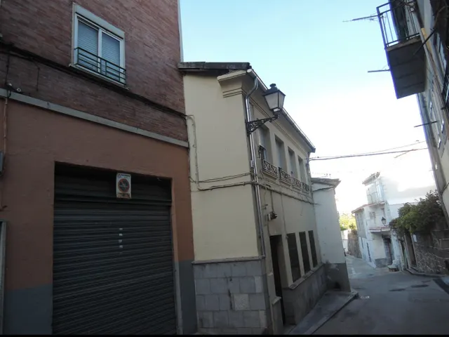 Urbis te ofrece un piso en venta en Béjar, Salamanca.