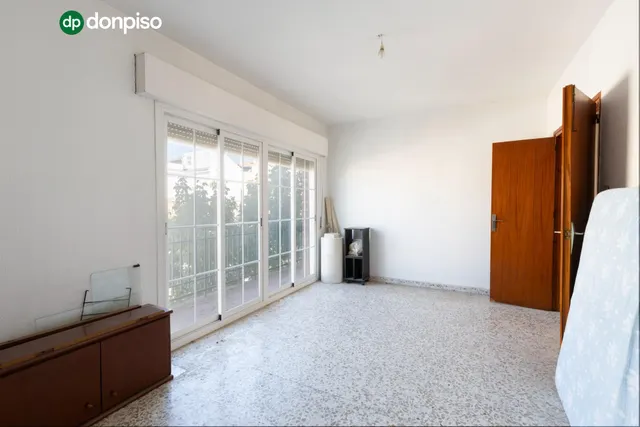 Edificio con gran potencial de inversión en La Zubia — 45