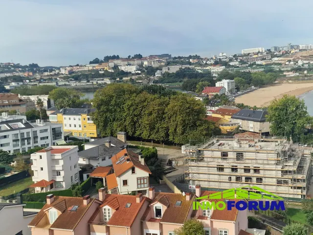 SANTA CRISTINA, PERILLO Y A CORUÑA DESDE EL AIRE. — 38