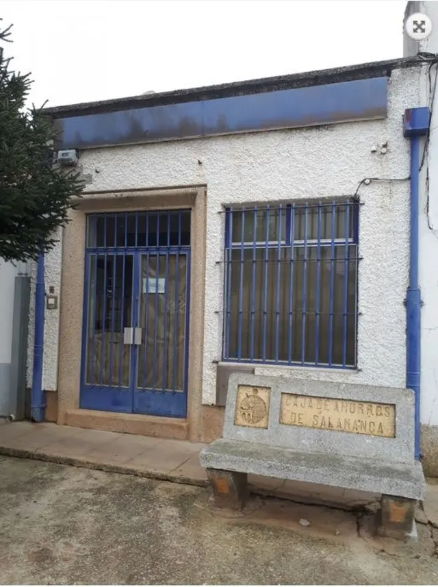 Urbis te ofrece un local comercial en venta en Barbadillo, Salamanca. — 2