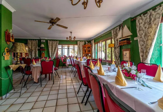 Oportunidad de negocio/inversión Restaurante PINOCCHIO piscina y gran parcela — 36