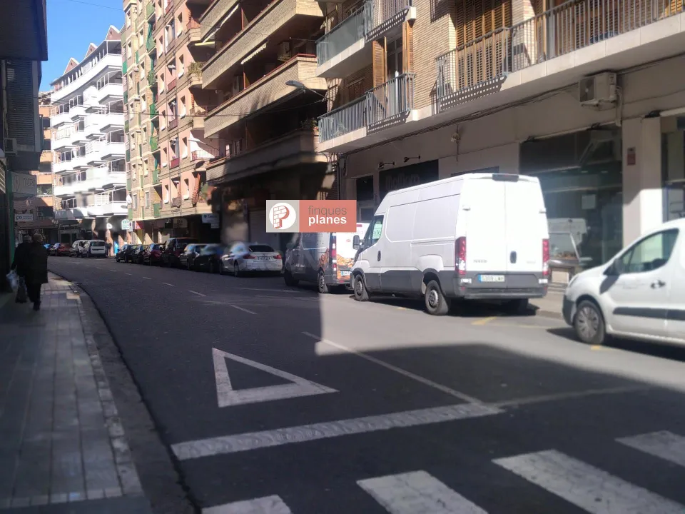 PLAZA DE PARKING EN ZONA ALTA