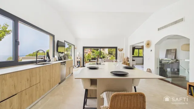 Algunas casas se visitan… otras se sienten — 14