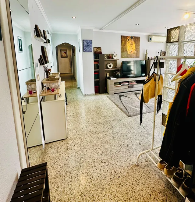 Vivienda amplia y reformada junto a la Ciudad de las Ciencias y los JARDINES DEL TURIA — 28