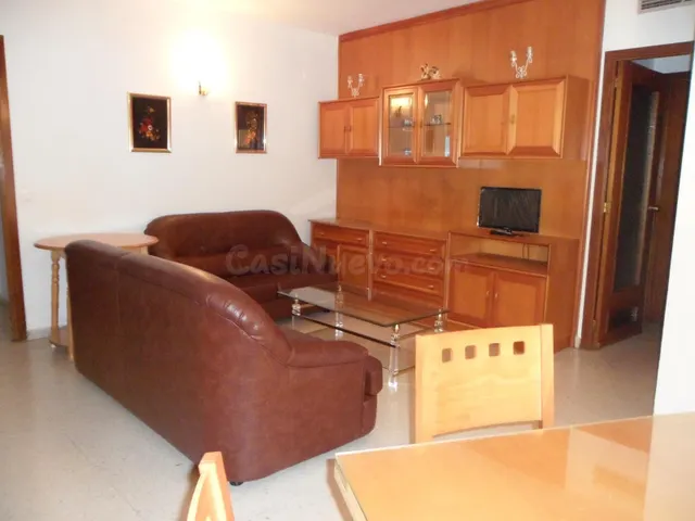 ¡¡¡ ESTUDIANTES !!! DOS habitaciones DISPONIBLES EN PISO COM - foto 2