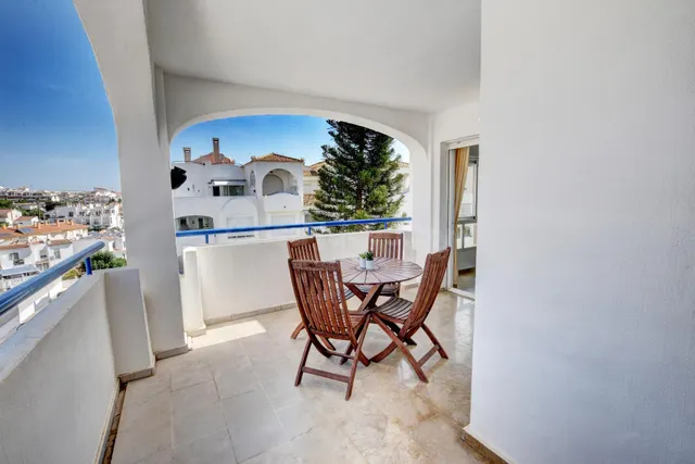 Espacioso Apartamento cerca de la Playa y Puertomarina — 27