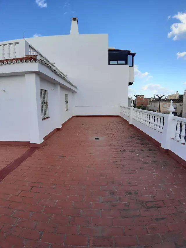 Chalet 4 habitaciones 650m² en venta - Riviera del sol — 44