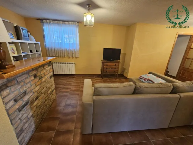 Chalet independiente con parcela de 1.000 m2 y piscina privada. EL MOLAR — 18