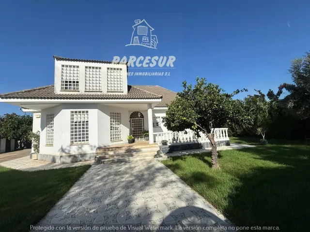 Chalet independiente en El Alcaide: espacio, comodidad y vida al aire libre — 41