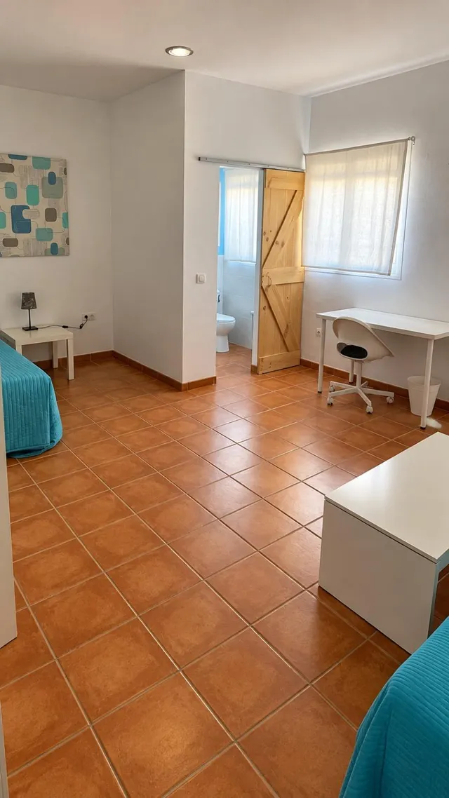 ¡fantástica casa de 3 plantas con loft y piscina en Posadas! — 37