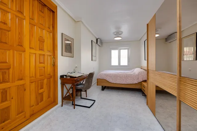 MAGNIFICO CHALET INDEPENDIENTE CON PISCINA PRIVADA Y VISTAS AL CAMPO DE GOLF EN CIUDAD QUESADA — 19