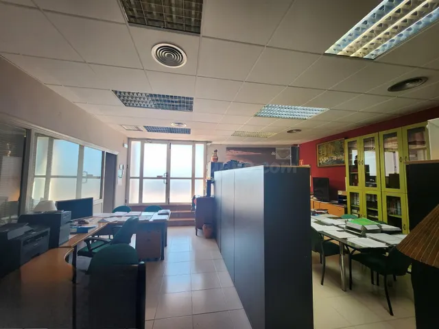 OFICINA DE 100M2 EN SAN PEDRO Y SAN PABLO — 2