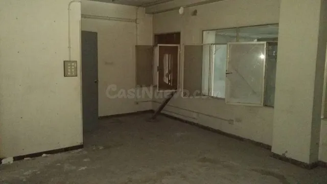 LOCAL COMERCIAL EN EL VEINTIUNO - foto 5