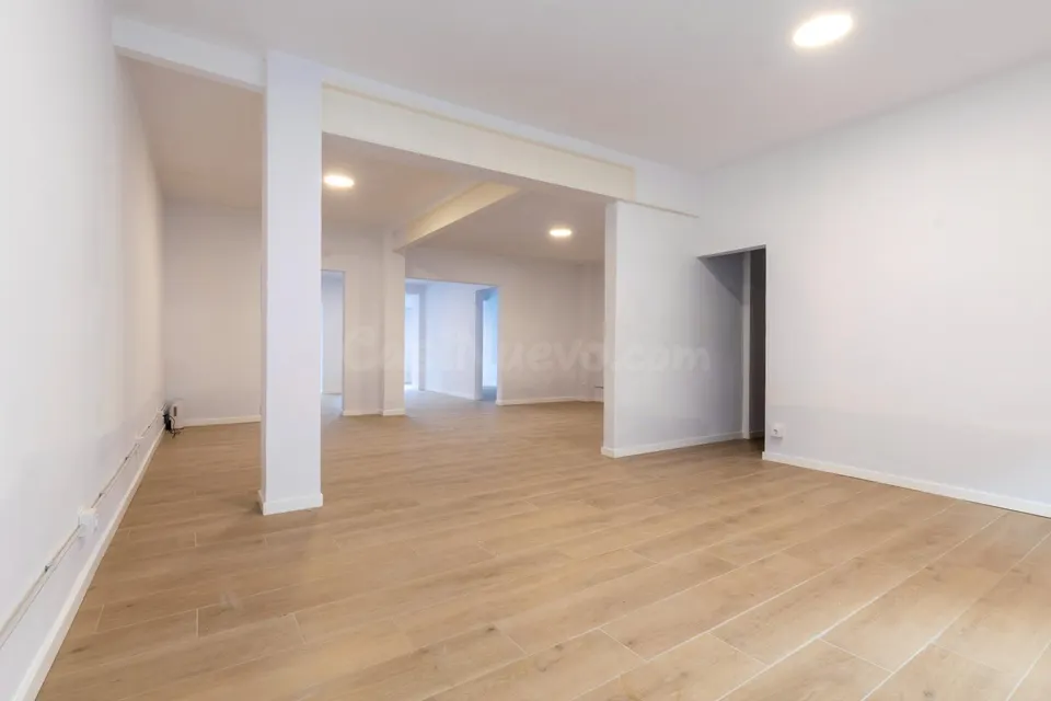 Local a estrenar de 112 m2 en Sitges. Abre tu negocio mañana
