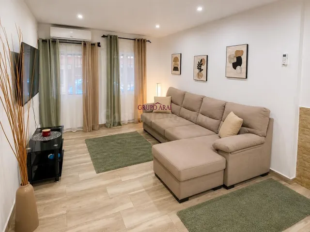 PISO TOTALMENTE REFORMADO EN CALLE MAESTRO ALONSO, JUNTO AL  - foto 2