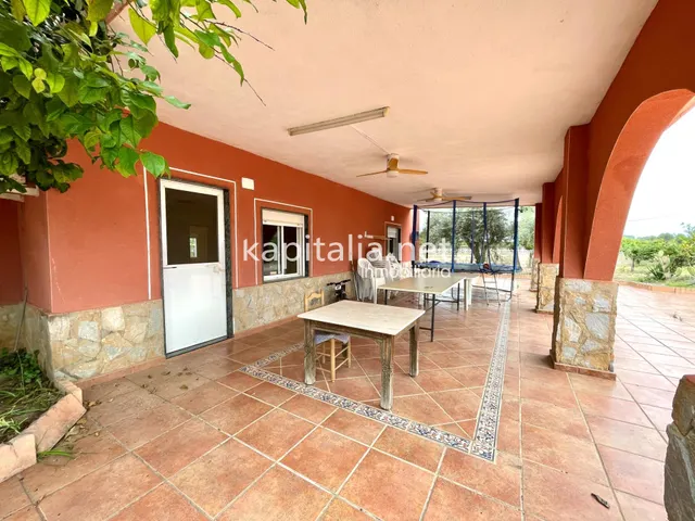 Casa de campo a la venta en Ontinyent. — 11