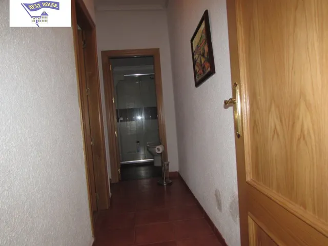 CHALET CON 2000 M2 DE PARCELA — 31