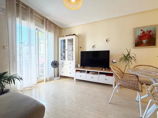 Fantástico bungalow en planta alta con solárium privado en Lomas de Cabo Roig — 6