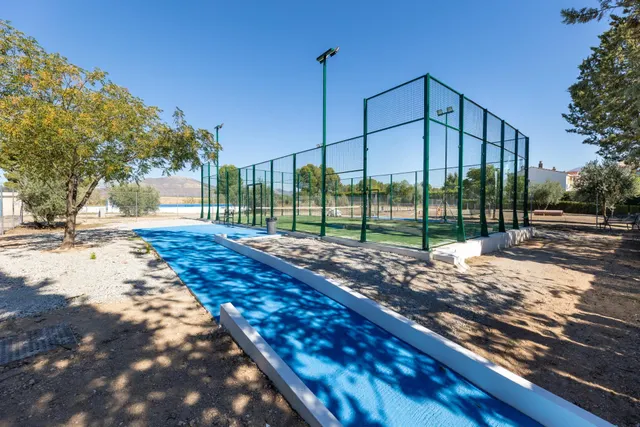 EXCLUSIVO TERRENO EN VENTA EN ALBOLOTE — 24