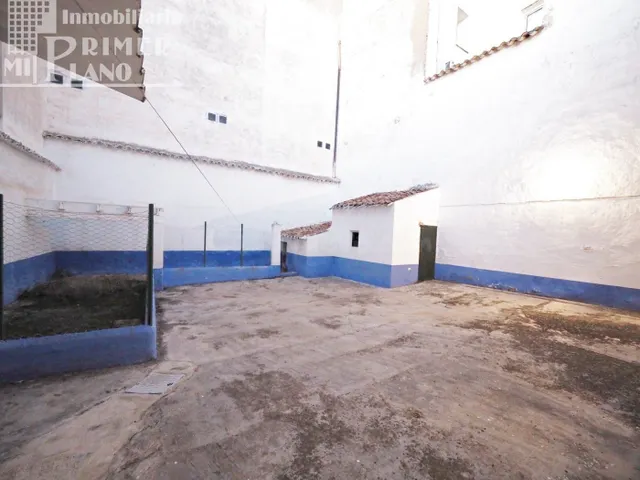 OPORTUNIDAD, vivienda+local en plaza de España haciendo esqu - foto 4