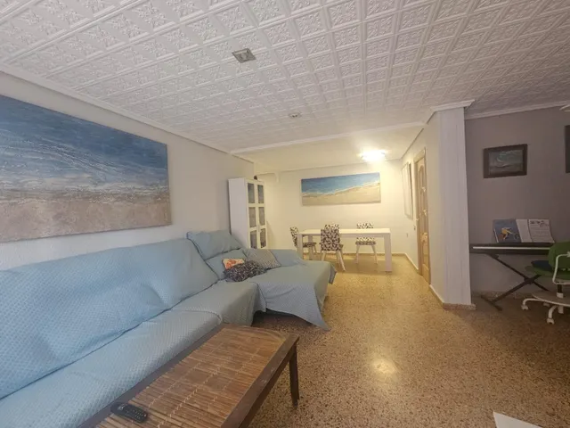Piso 3 habitaciones, baño y aseo en Valencia — 12