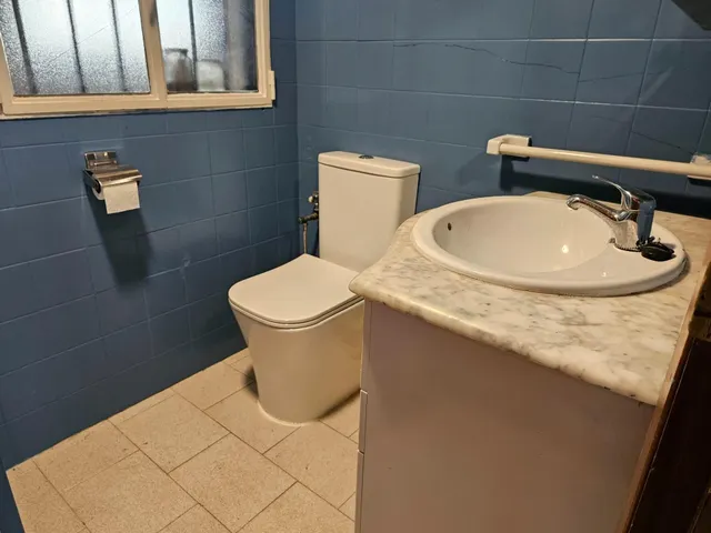 Encantadora Casa de Pueblo en Molinaseca - Oportunidad Única por €38,000 — 8