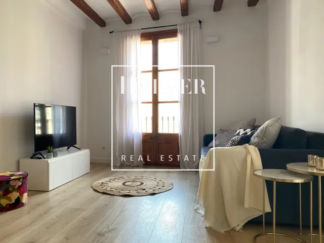 Piso reformado en el Born con 2 dormitorios disponible — 23