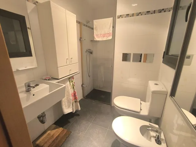 PISO CON PARQUING Y TRASTERO EN VENTA — 10